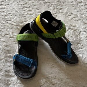 BNWOT Merrell Kids' Sandals in Black, Green, Yellow, and Blue •Unisex•